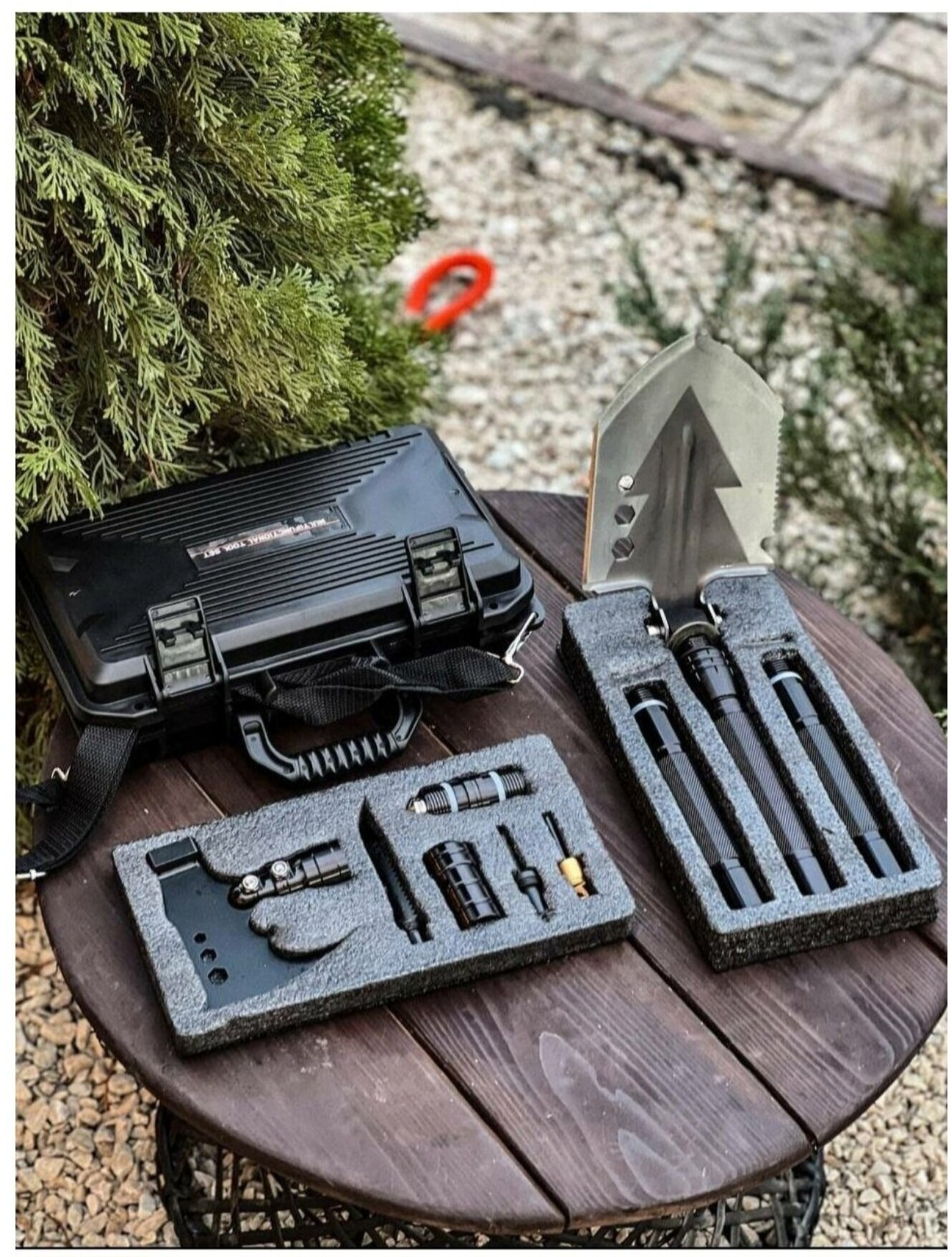 Home Black Chrome - многофункциональный складной топор-лопата multifunctional tool set