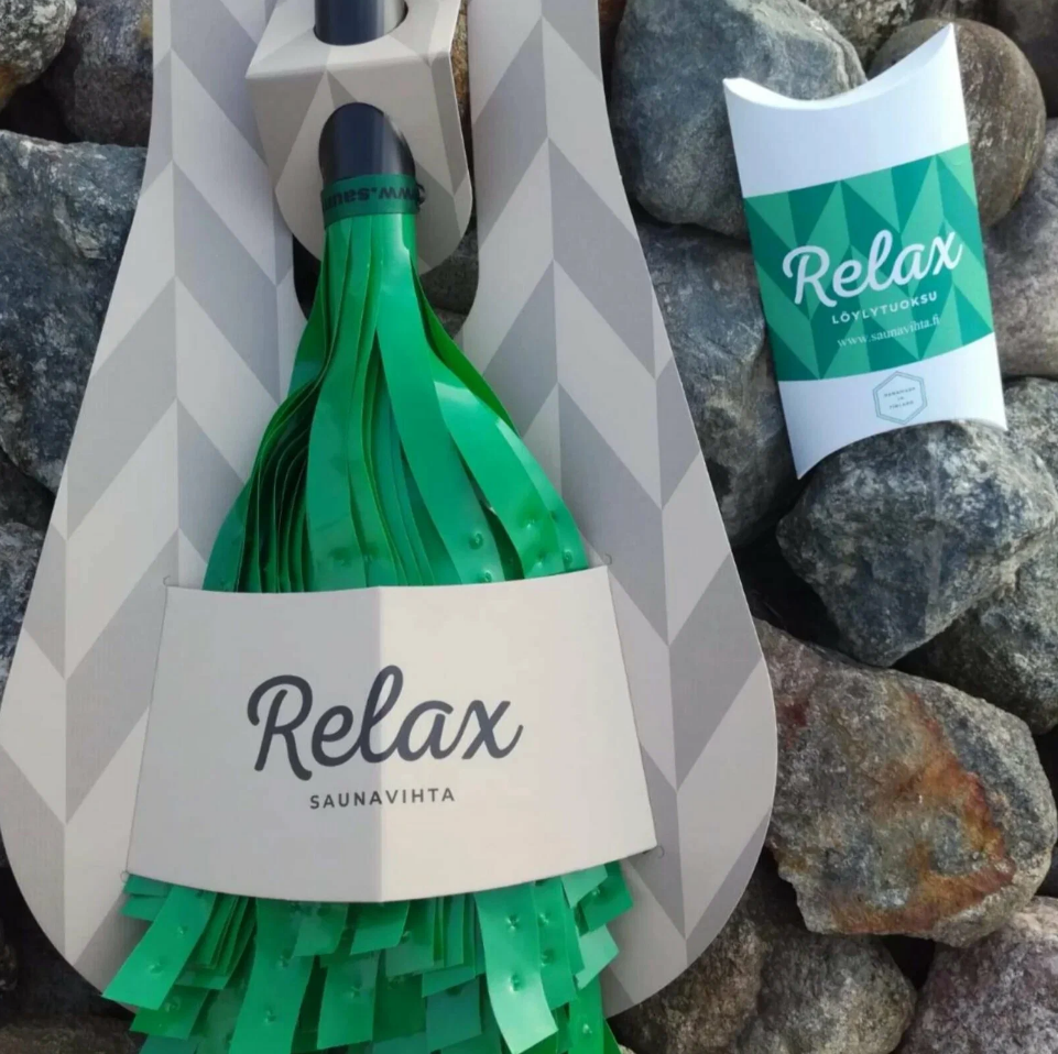 Многоразовый финский веник для бани Relax с аромамаслами зелёный